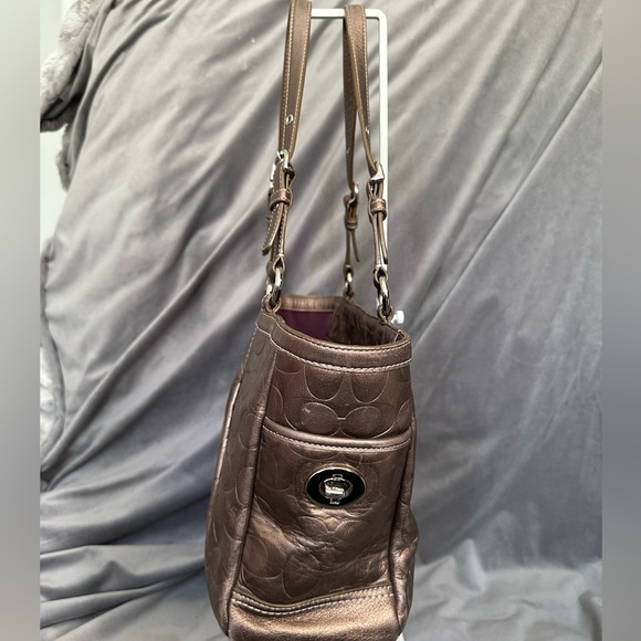 Coach Metallic Large Tote with Dust Bag • Embossed Monogram Coach • Gold Bronze - Picture 5 of 16